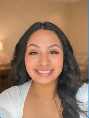 Giselle , Customer Service Representative